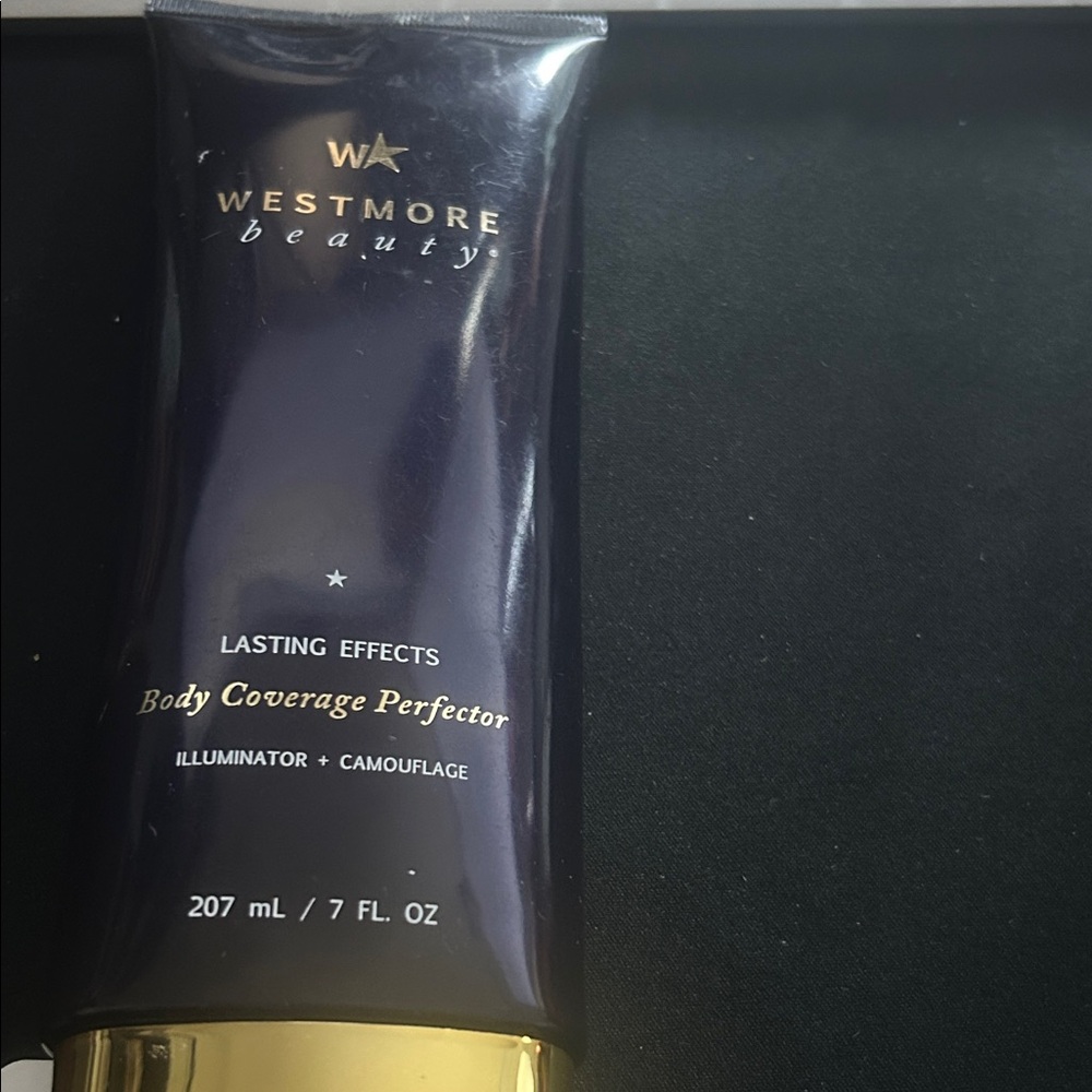 Westmore Beauty Body Coverage Perfector - Black and Gold